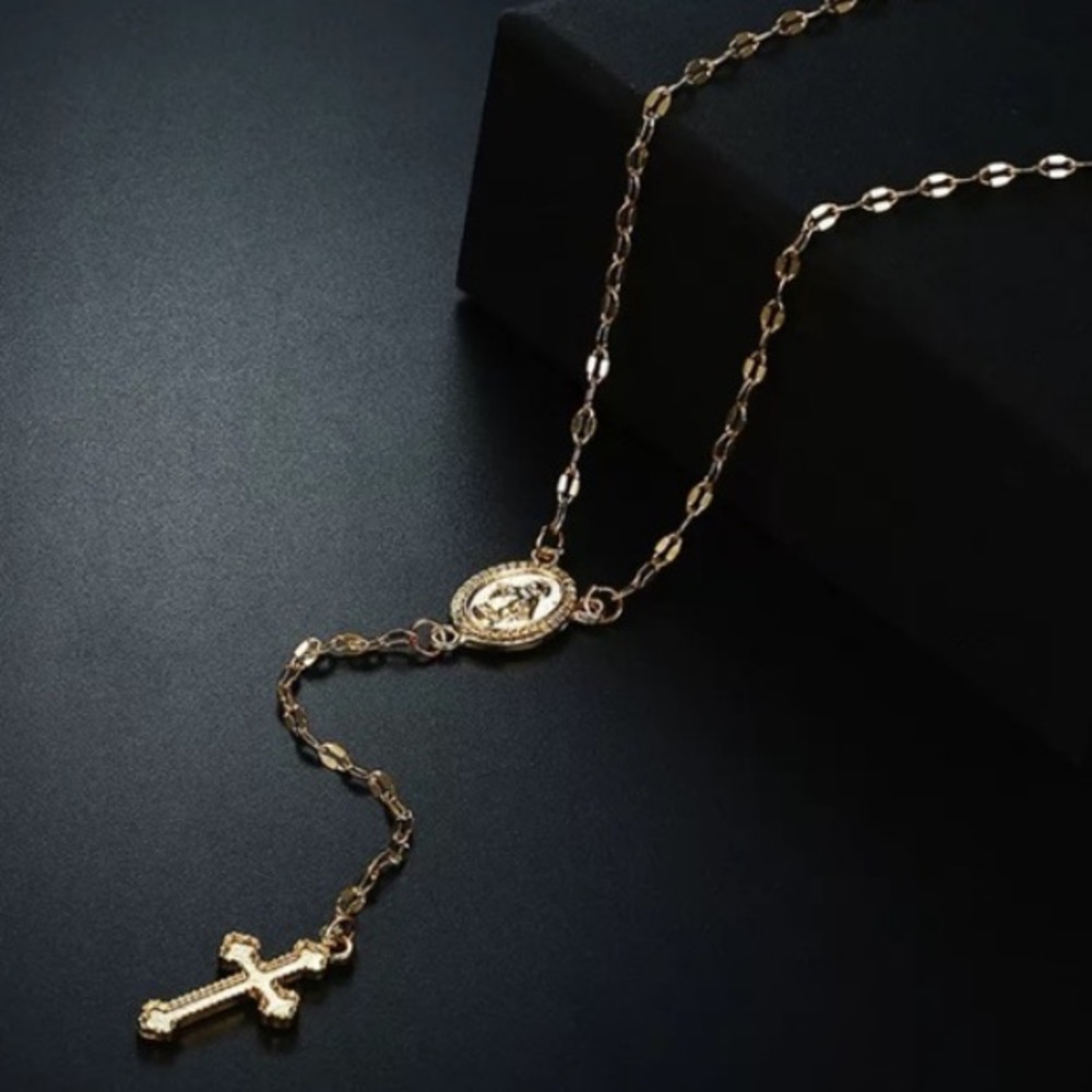 Vintage Gold Cross Pendant Necklace - Picture 4 of 5